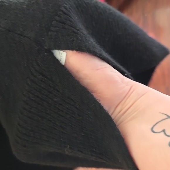 Cozy Black Sweater - Picture 4 of 6